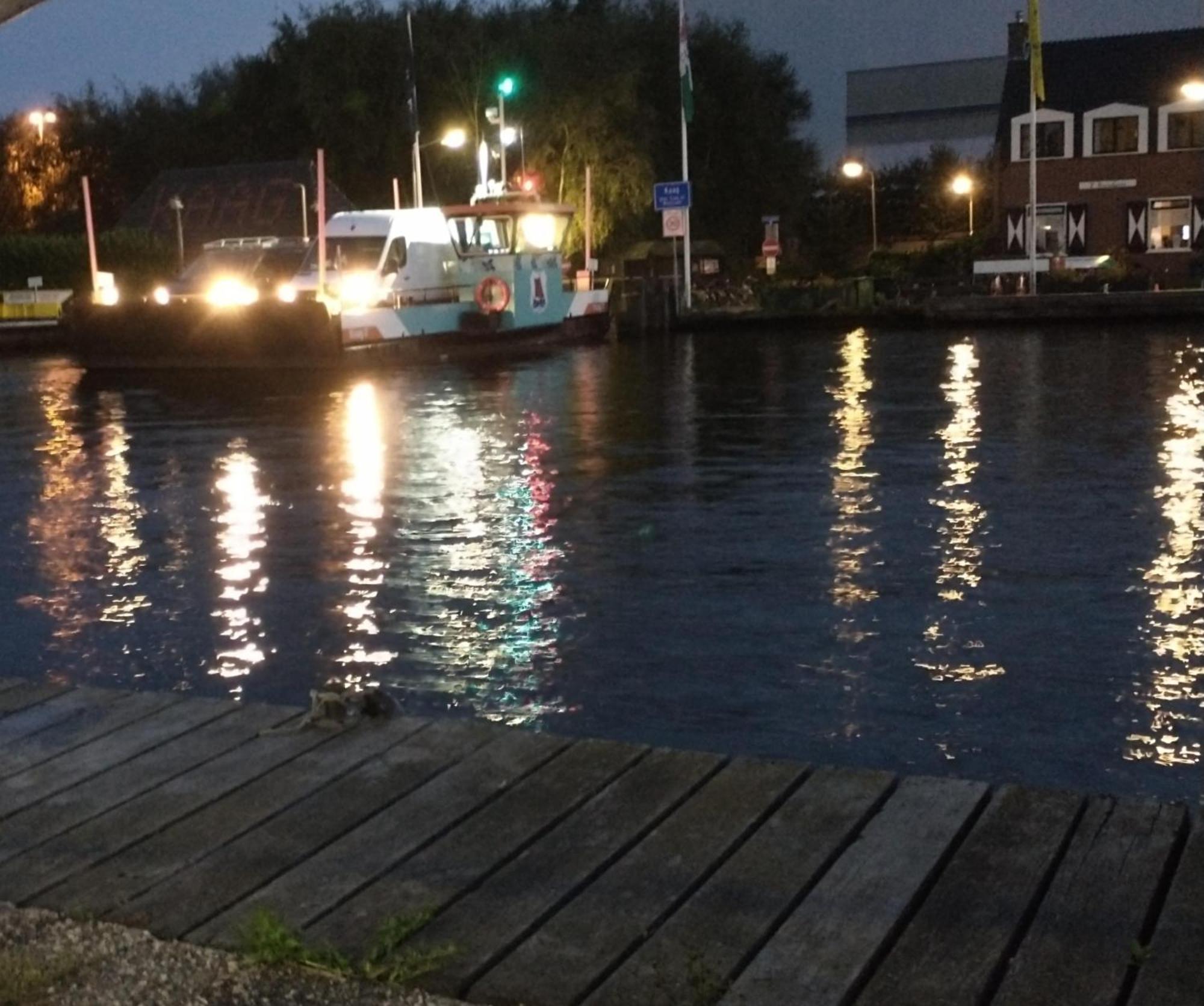 B&Bslapenopeeneiland Kaag Buitenkant foto